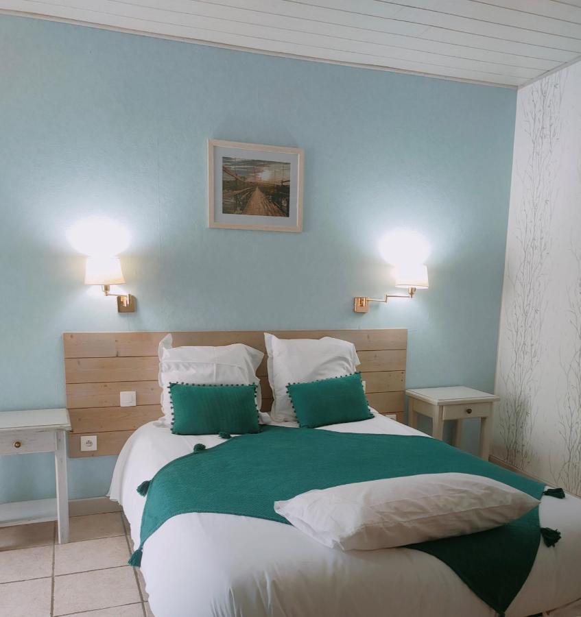 Le Royal Hotel Saint-Pol-sur-Ternoise Esterno foto